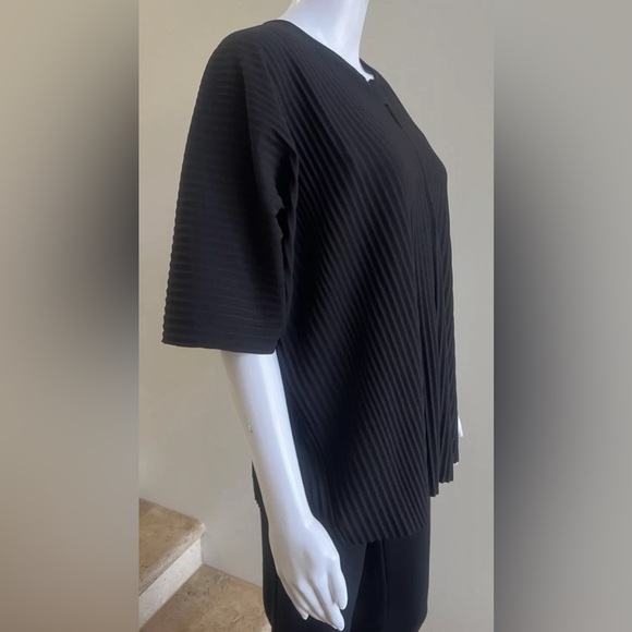 COS Pleated Short Sleeve Top Blouse, Size Medium, Black - Picture 5 of 10